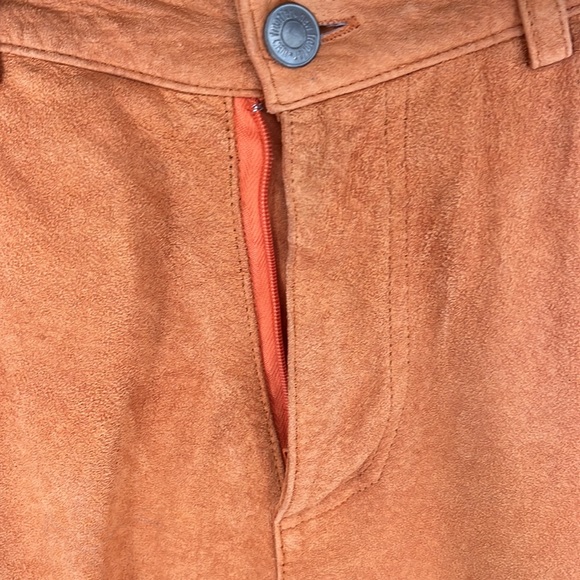 New Frontier.  SUEDE  Neiman Marcus. Jacket & pants  8 - Picture 3 of 8